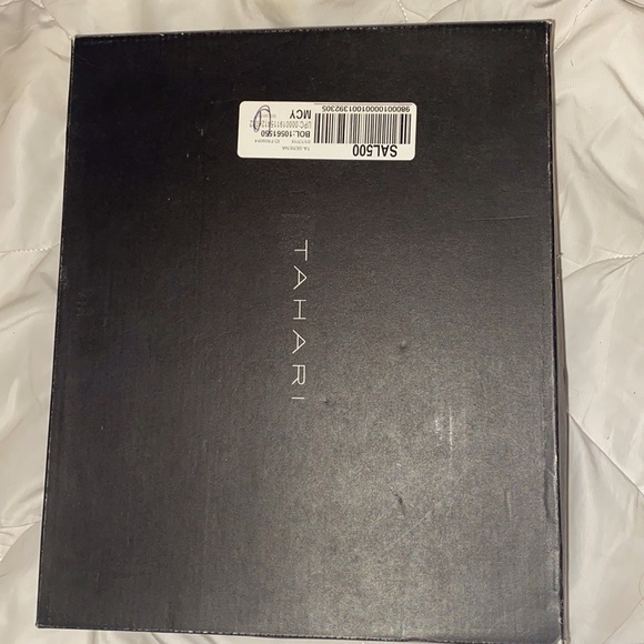 Tahari Serena Bootie size 8.5M - Picture 3 of 14